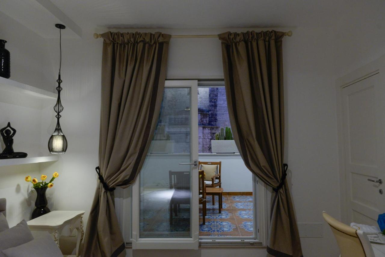 Mare Versus Luxury Suites Barletta Esterno foto