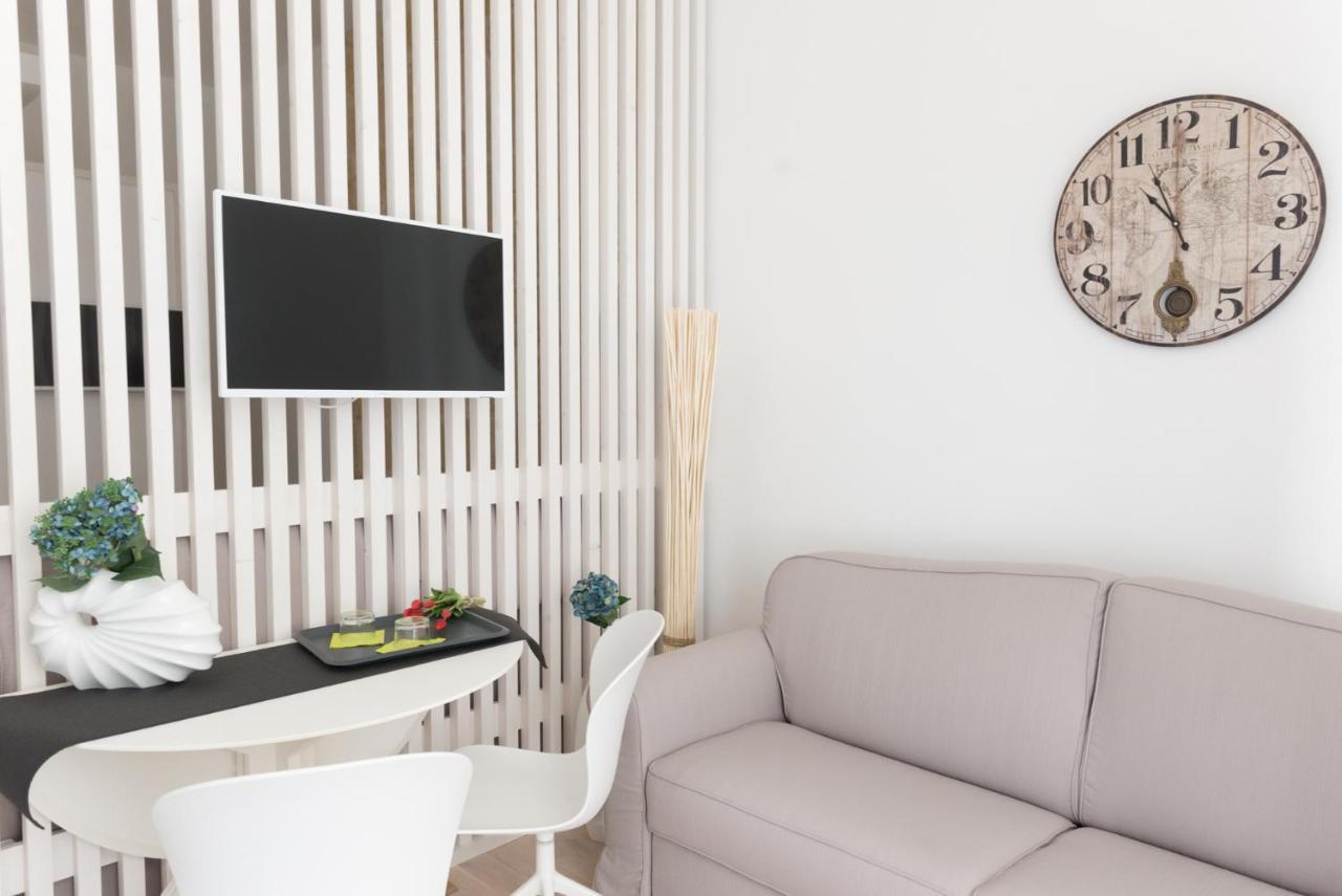 Mare Versus Luxury Suites Barletta Esterno foto