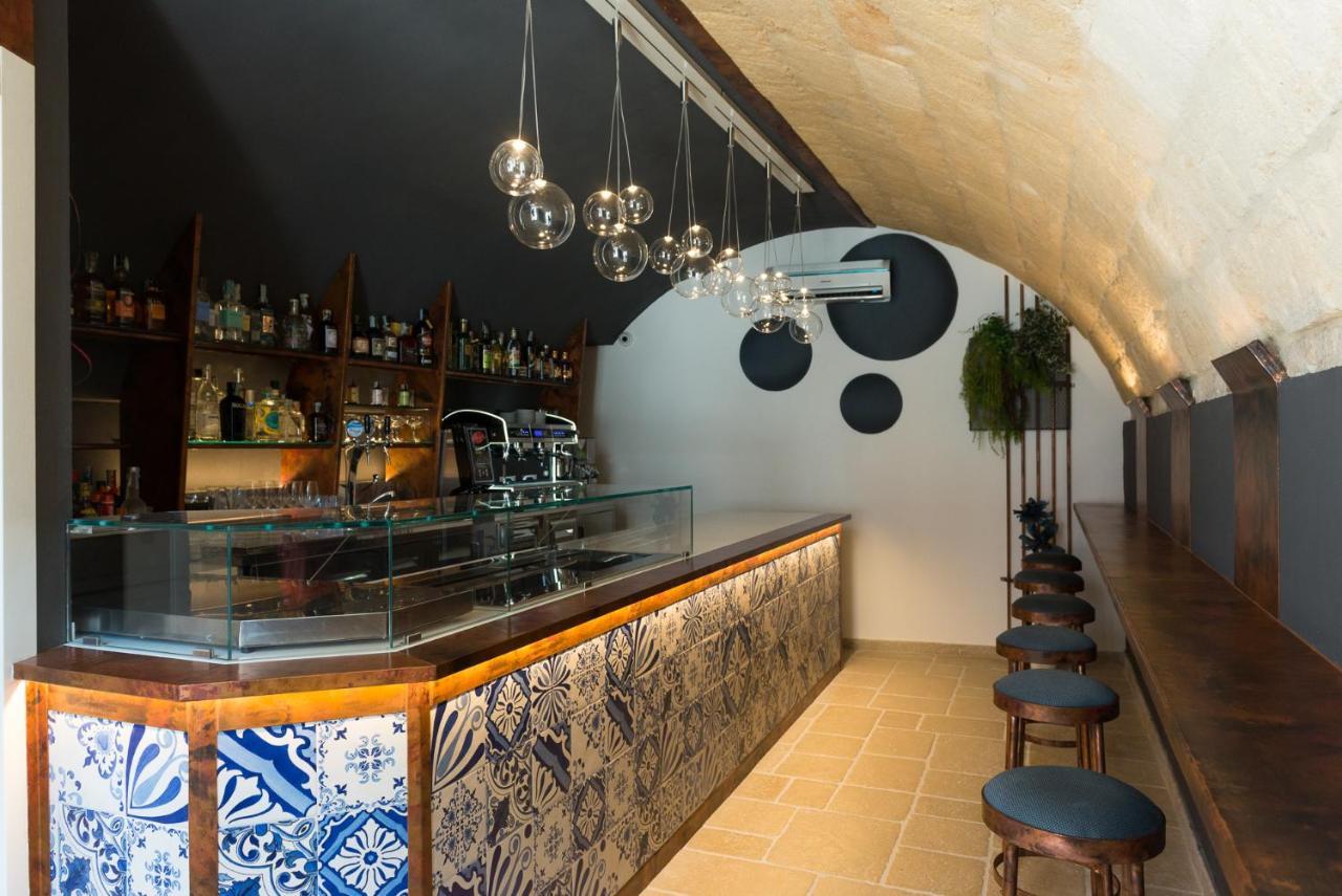 Mare Versus Luxury Suites Barletta Esterno foto