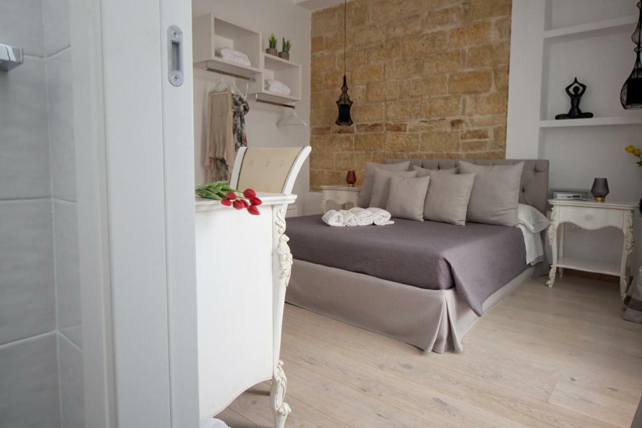 Mare Versus Luxury Suites Barletta Esterno foto