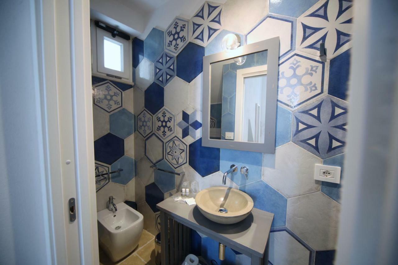 Mare Versus Luxury Suites Barletta Esterno foto